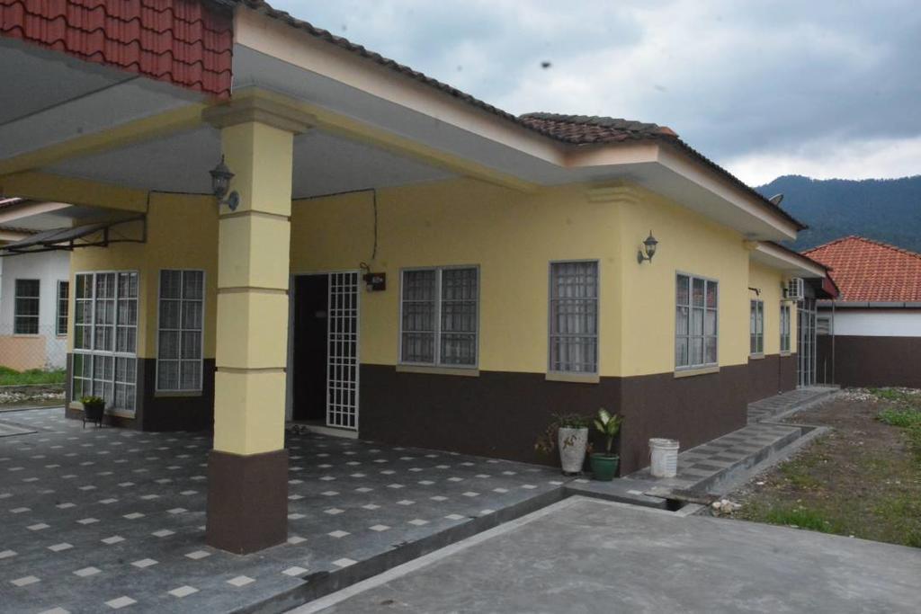 Umaira Homestay Chemor Exterior foto